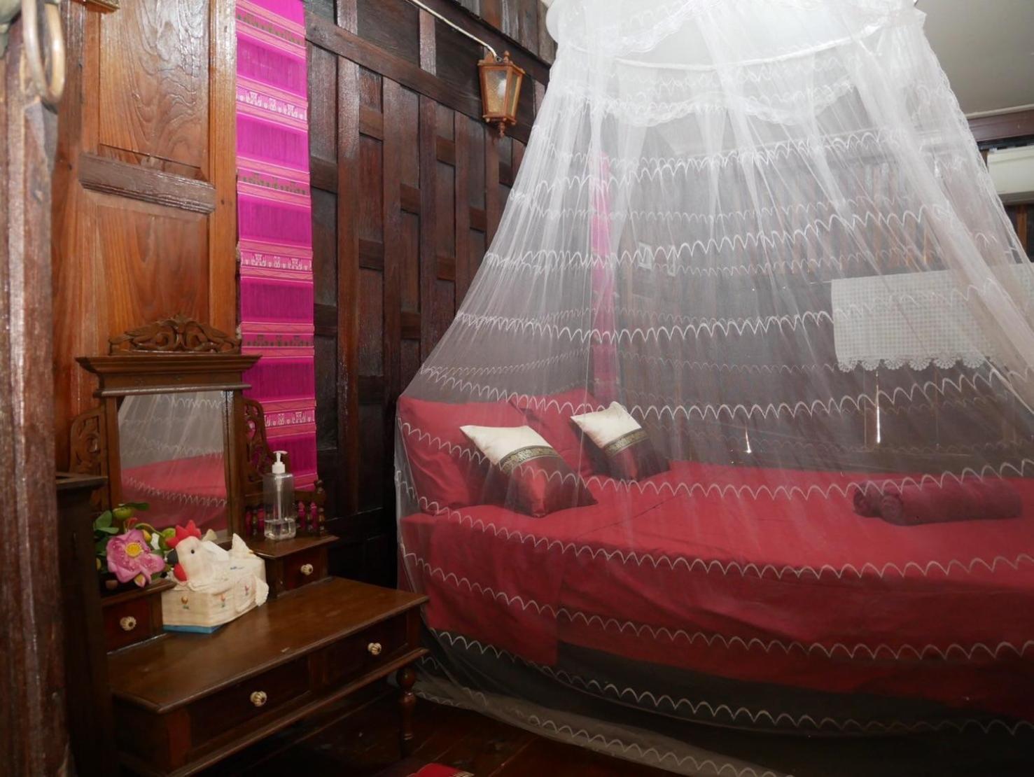 Baan Are Gong Riverside Homestay Ayutthaya Eksteriør billede