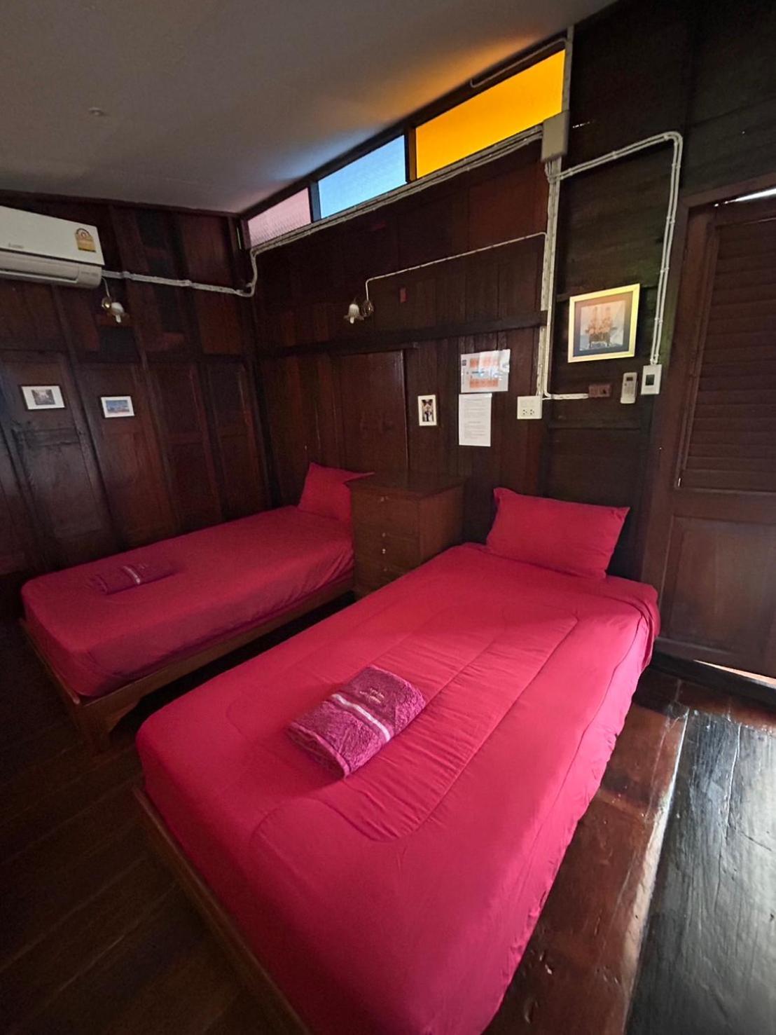 Baan Are Gong Riverside Homestay Ayutthaya Eksteriør billede