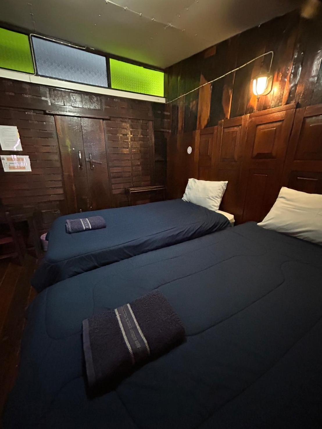 Baan Are Gong Riverside Homestay Ayutthaya Eksteriør billede