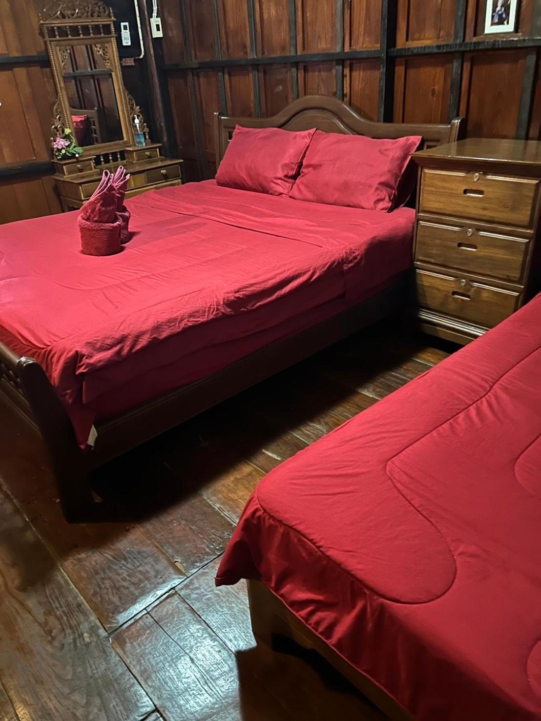 Baan Are Gong Riverside Homestay Ayutthaya Eksteriør billede