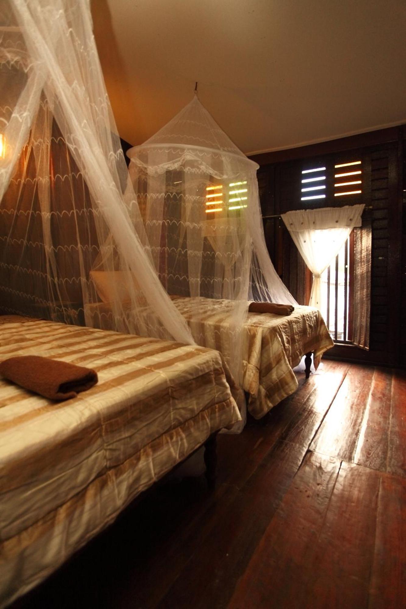 Baan Are Gong Riverside Homestay Ayutthaya Eksteriør billede
