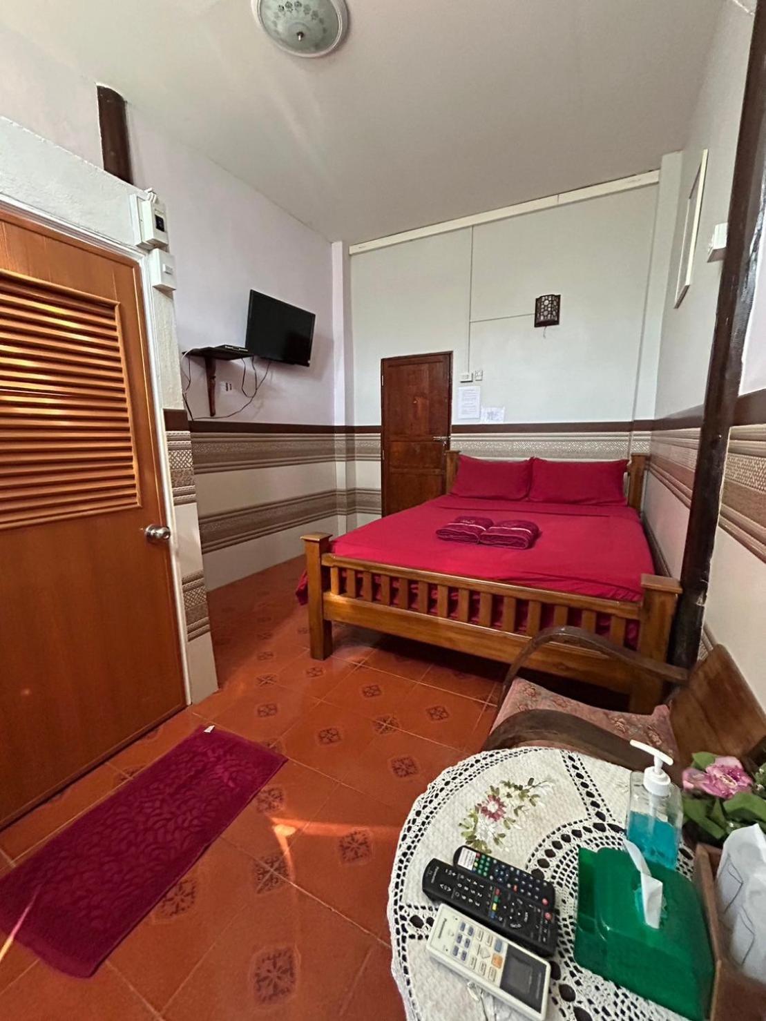Baan Are Gong Riverside Homestay Ayutthaya Eksteriør billede